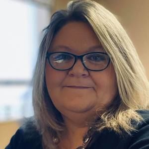 Meet your Posher, Loretta